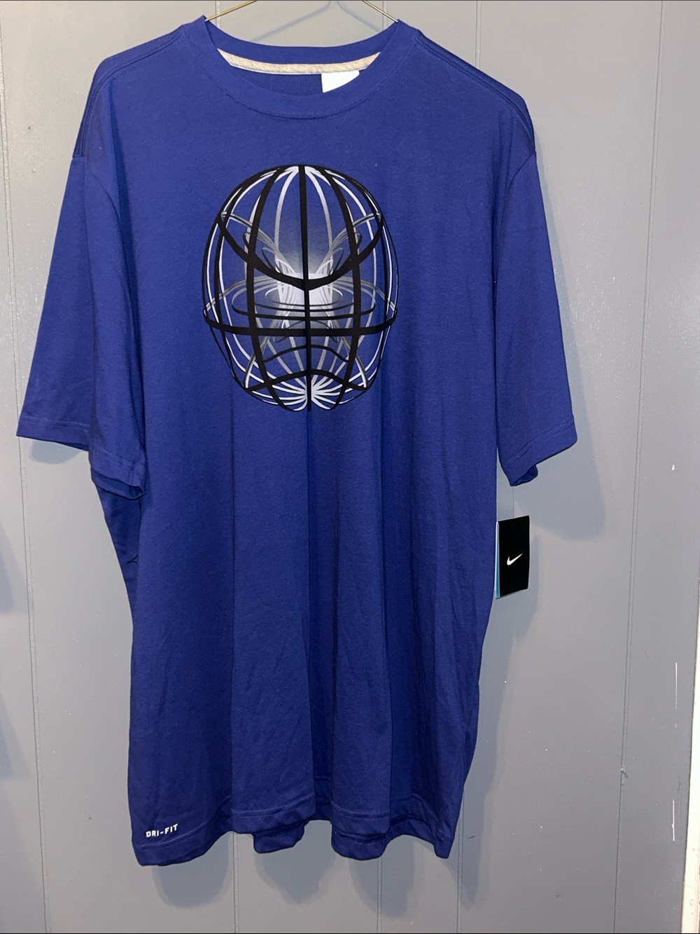 Nike Men's Royal Blue Graphic Short Sleeve Tee